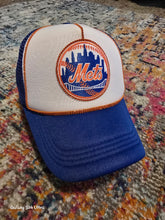Load image into Gallery viewer, Mets Glam Hat
