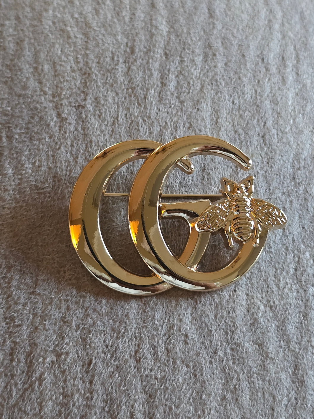 Gucci brooch